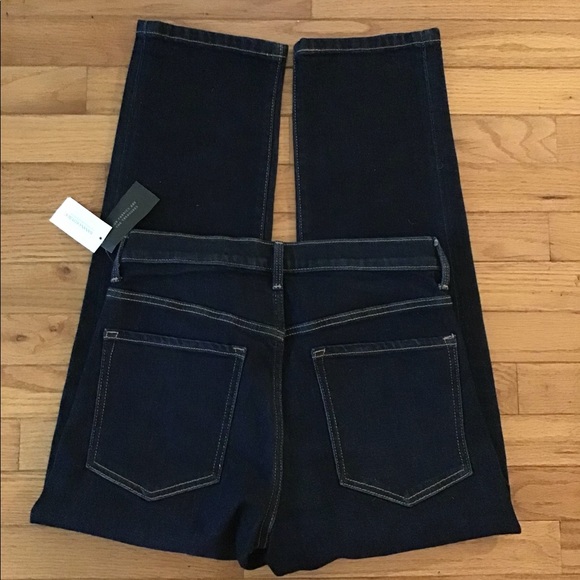 NWT BANANA REPUBLIC STRAIGHT LEG LOW STRETCH SOFT MID RISE JEANS - DARK RINSE - Picture 6 of 11